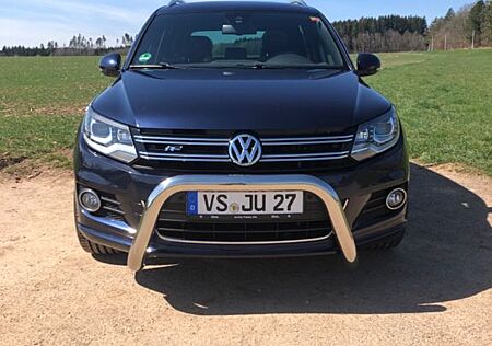 VW Tiguan Volkswagen 2.0 TDI SCR 135kW DSG 4MOT BMT Sp & S...