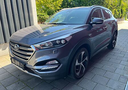 Hyundai Tucson Premium 4WD