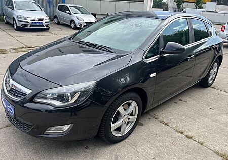 Opel Astra J Lim. 5-trg. Innovation ,Tüv neu