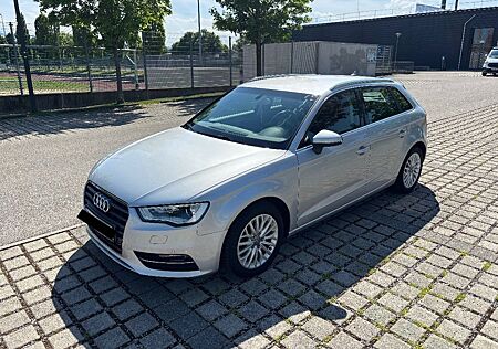 Audi A3 1.4 TFSI S tronic Sportback TÜV & Service NEU