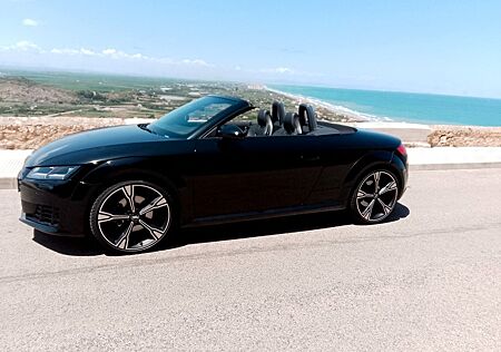 Audi TT Roadster quattro,Aut.,20"RS,Matrix,NAV,Nacken