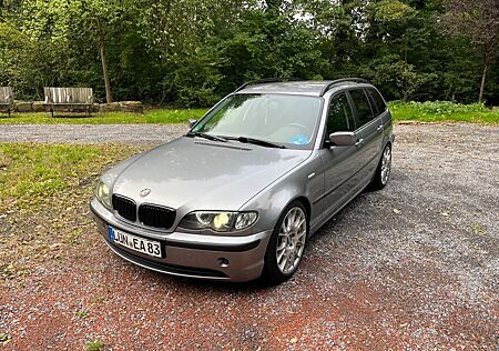BMW 320i touring Edition Exclusive