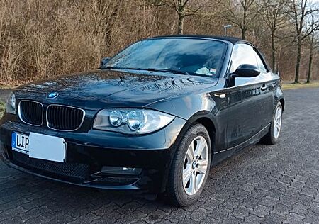 BMW 120i Cabrio -