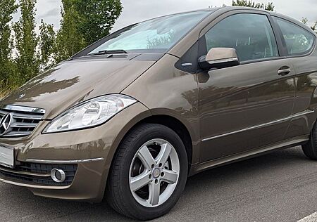 Mercedes-Benz A 170 Elegance 3.HA Klima Sitzheizung Bluetooth