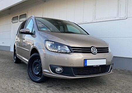 VW Touran Volkswagen 1.4 TGI BlueMotion DSG Highline Highline