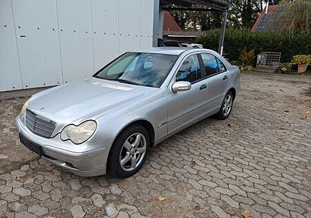 Mercedes-Benz C 240 Classic W203