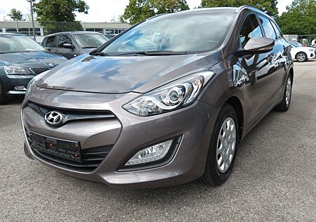 Hyundai i30 cw *TÜV neu, KD neu, 1. Hd., AHK, TOP*