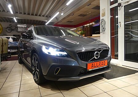 Volvo V90 Cross Country V40 CROSS COUNTRY T4 AWD SUMMUM=EXTRAS=2.HD=TOP!