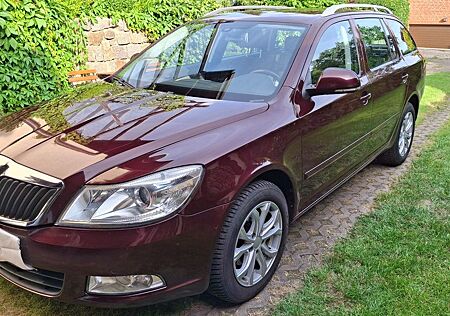Skoda Octavia 1.6 TDI DSG Active Combi Active