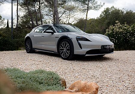 Porsche Taycan 4 Cross Turismo
