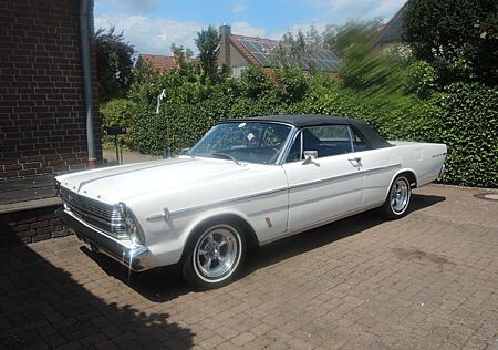Ford Galaxie 500