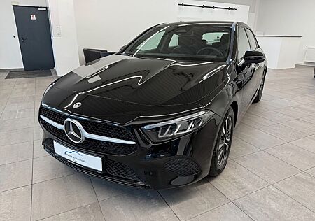Mercedes-Benz A 180 7G-DCT*1.Hand*MwSt.*LED*NAVI*ALU*SHZ*