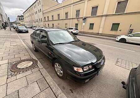 Mazda 626 2.0 85 kW / zuverlässig & viel Platz