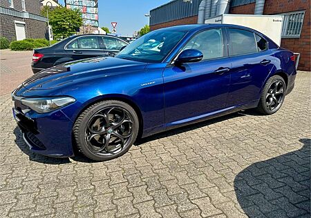Alfa Romeo Giulia 2.2 Diesel 16V 154 kW AT8-Q4 Veloce V...