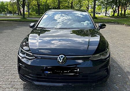 VW Golf Volkswagen 1.5 eTSI OPF 96kW DSG R-Line R-Line