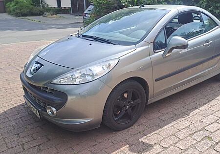 Peugeot 207 CC Platinum 120 Platinium
