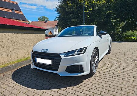 Audi TT Roadster 1.8 TFSI 1. Hd S-Line 18" Scheckheft