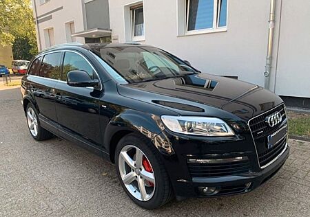 Audi Q7 3.0 TDI quattro tiptronic - S-line