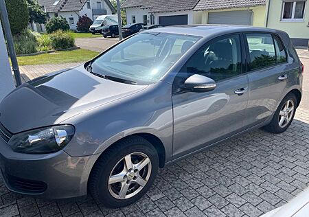 VW Golf Volkswagen 1.4 Comfortline scheckheftgepflegt