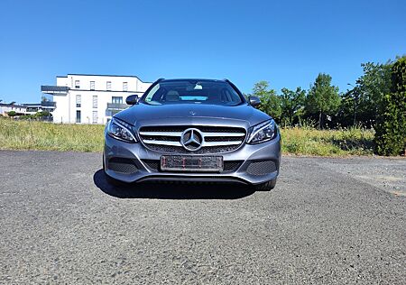 Mercedes-Benz C 220 d 4MATIC T Autom. -
