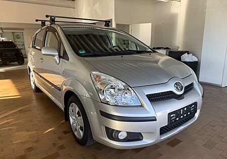 Toyota Corolla Verso 1.8 Scheck. SHD Klim AHK 7-Sitz