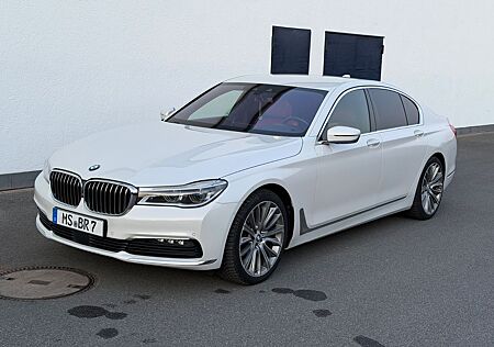 BMW 750d xDrive Individual*Massage*HUD*Lasier*Memory