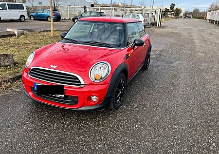 Mini ONE 72KW Chilli Rot 8 fach bereift Top Zustand
