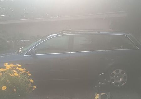 Audi A6 2.4 Avant -