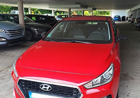 Hyundai i30 1.4 GDI YES! Automatik 140PS