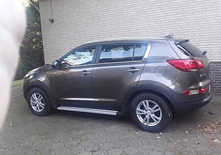 Kia Sportage 2.0 CVVT AWD Spirit Automatik Spirit