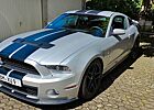 Ford Mustang Shelby GT 500 5,4 V8