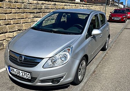 Opel Corsa D 1.2 Benziner