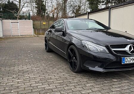 Mercedes-Benz E 320 Sport Coupé