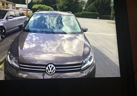 VW Touran Volkswagen 1.4 TSI 103kW -