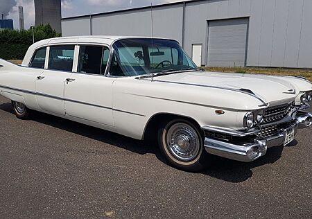 Cadillac Fleetwood 75 Sedan Präsidentenlimousine