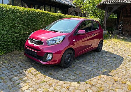 Kia Picanto 1.0 Attract 18000 km