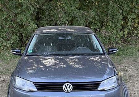 VW Jetta Volkswagen 1.6 TDI Comfortline Comfortline