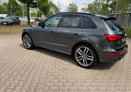 Audi SQ5 3.0 TDI plus tiptronic quattro -