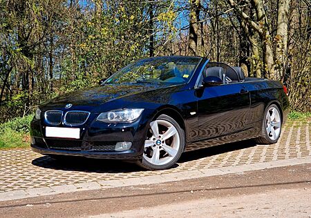 BMW 320i Cabrio // Sportpaket // Navi Professional