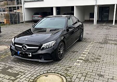 Mercedes-Benz C 220 d Autom. - AMG Line - CarPlay - Leder