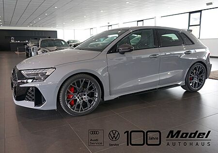 Audi RS3 Sportback | Schalensitze | Carbon | Keramik