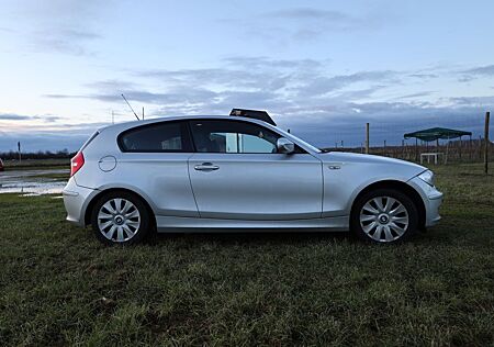 BMW 116i | EZ 2010 | TÜV 02/2027 | unfallfrei