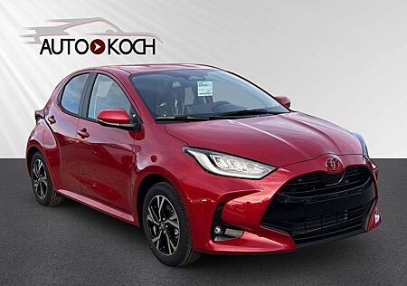 Toyota Yaris Hybrid Teamplayer LED Apple CarPlay Androi