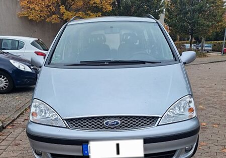 Ford Galaxy 2.3 16V Ghia Auto 6-Sitzer Ghia