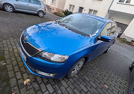 Skoda Rapid 1.6 TDI Ambition Spaceback, Klimaautomatik