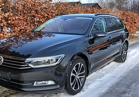 VW Passat Variant Volkswagen mit Business-Paket Premium