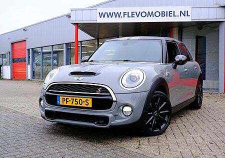 Mini John Cooper Works S 2.0 192pk JCW Chili Serious