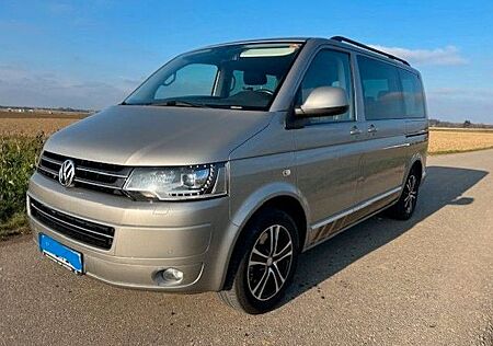 VW T5 Multivan Volkswagen NEUER MOTOR 17000km