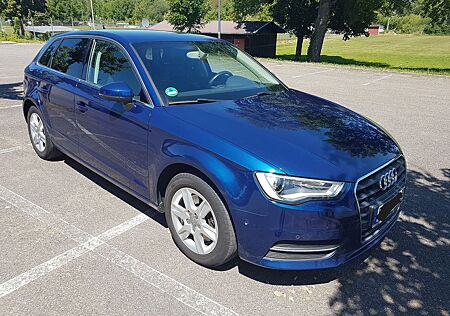 Audi A3 1.8 TFSI S tronic Ambiente Sportback Ambiente
