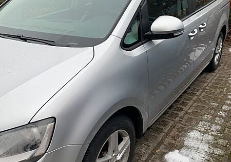 VW Sharan Volkswagen 2.0 TDI SCR DSG